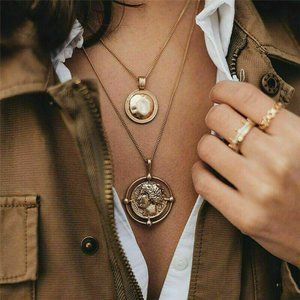 NWOT Vintage Inspired Gold Roman Coin Necklace